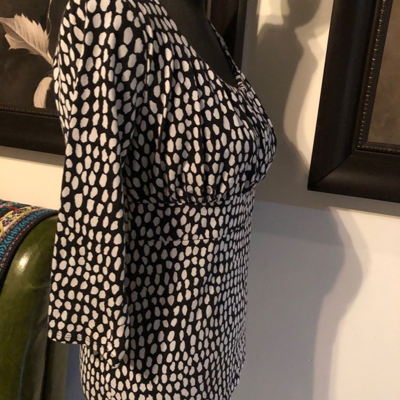 EUC Women’s Ann Taylor top - Picture 3 of 7